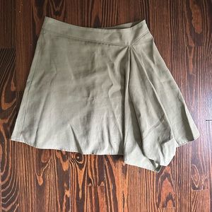 BCBGeneration green mini skirt